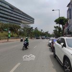 đoạn đẹp nhất mặt phố miếu đầm- vỉa hè đá bóng - view khách sạn marriot - đường hai chiều - kd đỉnh