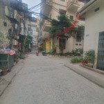 Bán nhà yết kiêu dt 50m mt 4m 3 tầng dân xây kinh doanh ôtô đỗ cửa ngày đêm 9.6 tỷ