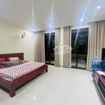 Cực gấp -chính chủ bán nhà vip yên lạc-diện tích-170m-6 tầng-mt5.5m-giá 46 tỷ-phân lô-ô tô tránh