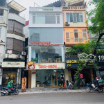 Cho thuê nhà mặt phố chùa láng, 80mx4t, mt 5m, vị trí đẹp nhất phố, cạnh các thương hiệu lớn