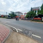 Chính chủ bán rẻ 179m2 đất ở mặt tiền đoàn nguyễn tuấn xã hưng long, bình chánh, kế trường học.