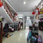 Bán nhà 3 tầng hẻm đường 2/4 ngay ubnd vĩnh hải