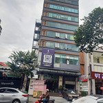 Bán tòa nhà vip hầm, 6 lầu ngay trung tâm phú nhuận. dt 8,1 x 24m. có hđt 310 tr/th. giá 77 tỷ