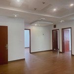 Hàng hiếm ct1 viện bỏng căn góc 98m² 3pn view đường 70 sổ đỏ chính chủ giá chỉ 4.6 tỷ!