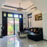 Bán căn bt mặt tiền đường ngô quang huy p. thảo điền. vị trí đẹp mua ở liền