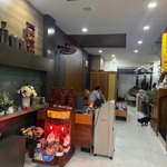 Anh chị chủ gửi bán căn nhà trong khu đô thị mỹ gia gói 7 chỉ hơn 5tỷ ạ tặng full nội thất alo em