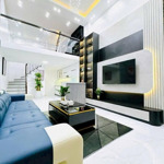 Bán nhà đội cấn, ba đình. dt 36m2 x 4 tầng , giá 7,56 tỷ gần hồ đầm tròn, giang văn minh
