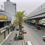 Bán gấp đất phân lô phạm văn đồng ô tô vào nhà, 2 thoáng, dt100m, mặt tiền 6.9m siêu đẹp - giá tốt.