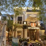 Cho thuê nhà mặt phố thi sách, dt: 150m2 x 2t, lô góc mặt tiền 15m nhận diện cực đỉnh, vị trí đẹp.