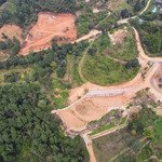 * 7200m giá chỉ 3,x triệu/m2 - có ngay siêu phẩm nửa đồi bát úp, mặt bám suối, một mặt bám đường b