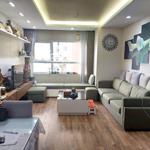Chính chủ cần bán gấp căn 2pn 2vs full đồ chung cư golden palace. liên hệ: 0966229199