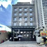 Cho thuê toà nhà office mới 100% tại quận 3