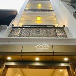 Vị trí đẹp - ngõ thông rộng - vài bước ra ô tô - thang máy - nhà mới full nội thất