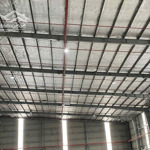 Cho thuê xưởng dt 2100m2 kcn đức hòa long an