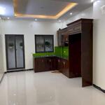 Bán tòa nhà ccmn hào nam, đống đa 112m,8t thang máy, 18 phòng cho thuê, dt 1.5ty năm, vị trí đẹp, giá 21 tỷ5