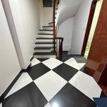 Mặt phố kim ngưu - vỉa hè siêu rộng - view thoáng mát - lô góc - kinh doanh sầm uất ngày đêm.