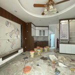 Bán nhà 5 tầng đường phú diễn xây mới 33m2-5 tầng 3 ngủ giá 6.15 tỷ