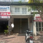 Nhà lầu ngang 4m2x25m 105m2 đường trần phú giá chỉ 8 tỷ (xéo điện máy chợ lớn)