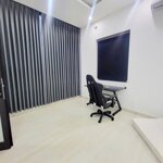 Bán nhà lô góc siêu đẹp - mặt tiền lạc long quân ngang hơn 6m - giá chỉ 14.9 tỷ