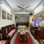 Bán nhà lê văn lương-nguyễn ngọc vũ, ngõ thông, kinh doanh, ô tô dừng đỗ, vào nhà. 50m2 x 5,5 tầng