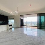 Define - sang nhượng 3pn sân vườn 221m2, nội thất cơ bản. giá 27 tỷ. liên hệ: 0901.858.818 trần hải
