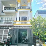 Thanh lý nhà 3 lầu view đẹp tại kdc phú hồng thịnh 6/ 4,65 tỷ, 61m2, dĩ an, giáp ql1