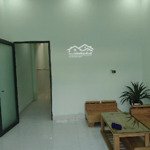Cần bán, nhà đẹp, trường chinh, q12, dt 4m x 14m, chỉ 3tỷ nhỉnh.