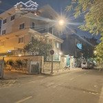 Biệt thự định danh siêu hiếm mặt tiền q1, đẳng cấp tinh hoa 3 mặt thoáng. cơ hội không thể bỏ qua
