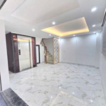 Hàng hót thái hà - đống đa, ô tô đỗ cửa, lô góc 2 thoáng mặt tiền 6m, giá hơn 12 tỷ