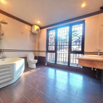 Chính chủ bán nhà ngõ 2 ô tô tránh, phố giang văn minh, ba đình, dt 85m2, mt 5m, 8 tầng tm, 29 tỷ