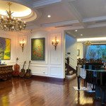 Siêu phẩm mặt phố tô ngọc vân - tây hồ - lô góc - 250m2 - cho thuê dòng tiền cao - thanh khoản gấp