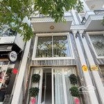 Ccần cho thuê mặt tiền kinh doanh 155m2, đường trần cao vân, thành phố quy nhơn, bình định