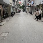 Mặt phố đặng văn ngữ-đống đa,kinh doanh sầm uất, 4tầng thang máy, 170m, mặt tiền 6.5m. vip nhất phố