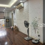 Bán căn 152m2, giá đẹp, 3 pn khu green house việt hưng, cạnh trường marie curie, view hồ quận ủy