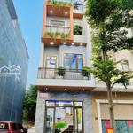 Nhà mới full nội thất gần ngã tư miếu ông cù diện tích 75m
