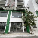 22.9 tỷ 77m2 xẻ khe view công viên trung tâm khai sơn city, rẻ hơn khu này 50 triệu/m2. 0919185809