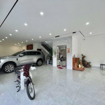 Cho thuê căn góc mặt đường thích quảng đức và đường số 22 vị trí ngã 4 cực đẹp đắc địa 0966838679