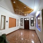 Bán gấp gia quất nhà dân xây 4 tầng , 70m2 oto tránh . 50m ra đường 13.5m .tương lai đường mở đường
