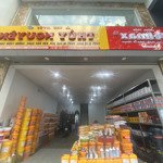 Cho thuê nhà mặt phố tại số 12 đường cát linh, đống đa, hà nội, 65 triệu, 98 m2, 2 tầng