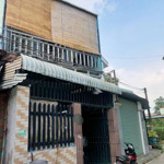 Nhà siêu rẻ gần trung tâm y tế dĩ an