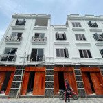 Nhà 4t*45m2 ngõ thông ô tô lùi cửa 200m ra chợ tình lam - cách kđt đô nghĩa chỉ 5p di chuyển