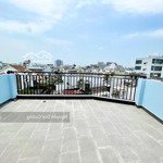 - mặt phố nguyễn khuyến - bình thạnh 40m (5x8)- 6t căn góc 2 mặt tiền.
- nhà mới xây đẹp hiện đại