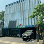 Tòa chdv cao cấp cộng hòa-hoàng hoa thám-ngay nhà ga t3-20x20m-6 tầng-hđt 370tr/th-giá bán 55 tỷ