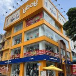 Cho thuê nhà mp xuân diệu - tây hồ 200m x 5 tầng, mặt tiền 14m, vị trí cực đẹp, view hồ tây.