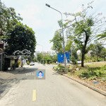 Bán lô góc 2 mặt tiền đường kdc thế kỷ 21, dt 7.5x21.5m, vị trí đẹp