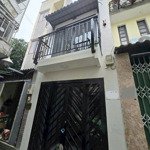 Nhà 1 lầu 21m2 hẻm 3m sát mặt tiền trần bình trọng, ngay trường nguyễn thượng hiền.