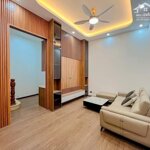 Nhà đẹp gần đường ô tô kim ngưu, hai bà trưng 37/40m, 4 tầng, mt 5.2m, giá 6.85 tỷ.