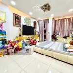 Nhà đẹp hxt 8m, 80m2, 4x20m, 4 tầng, 4pn, 5wc. giá 9.5 tỷ, lũy bán bích, tân phú, vị trí kd đắc địa