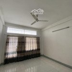 Chính chủ bán nhanh nhà mặt tiền phan văn hân p17 4.5x18m 1 lầu giá 17 tỷ tl