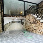 Bán building 8 tầng thang máy, bán hầm, đường 3 otoo tránh nhau , lê đức thọ, 110m, 66 tỷ
